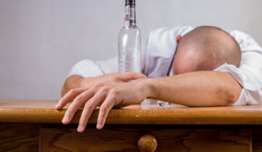 alkoholik na kacu