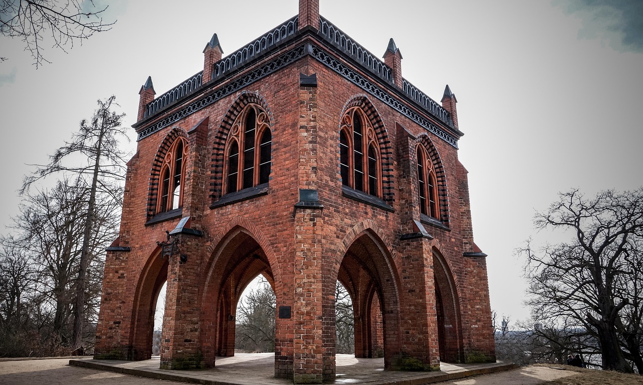 Jaki fundament wybrać pod altanę murowaną